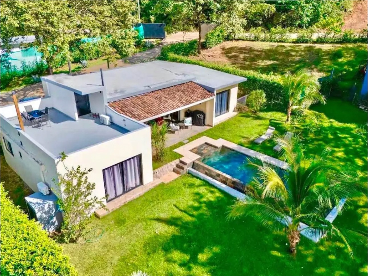 Four-bedroom private villa oasis in Costa Rica