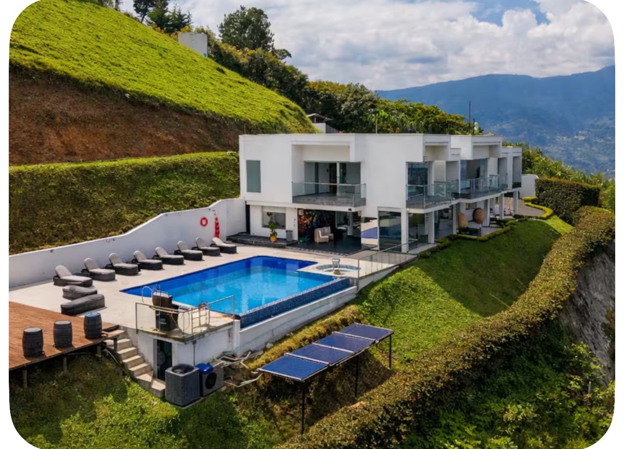 Colombia seven-bedroom glass villa with city views, gallery photo 6