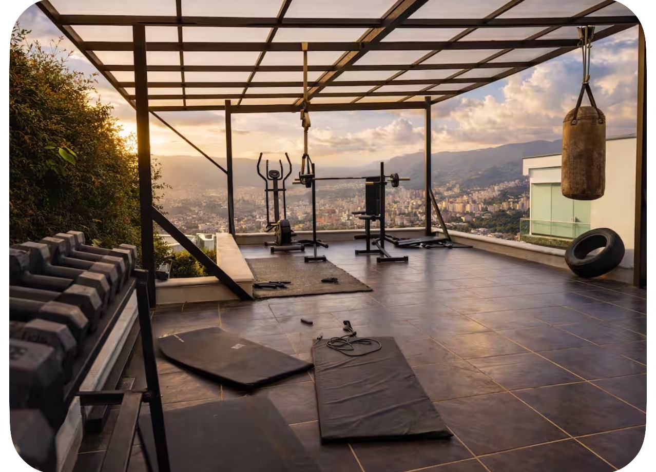 Colombia seven-bedroom glass villa with city views, gallery photo 10