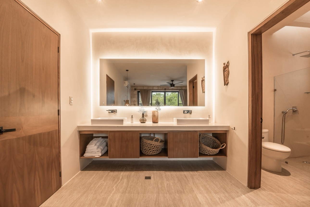 Mexico four-bedroom villa with two pools and jacuzzi, gallery photo 5