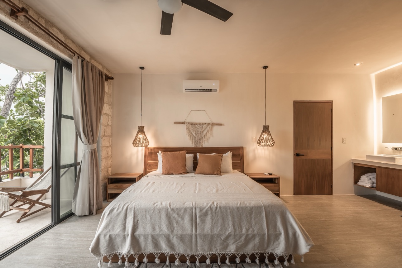 Mexico four-bedroom villa with two pools and jacuzzi, gallery photo 6