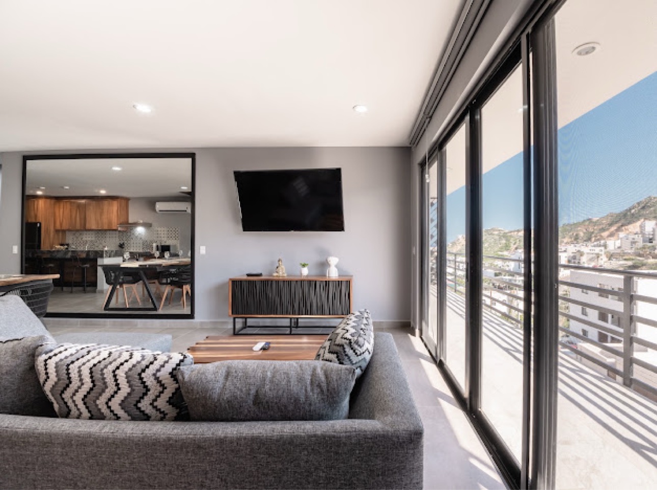 Three-bedroom condo in Mexico, gallery photo 6