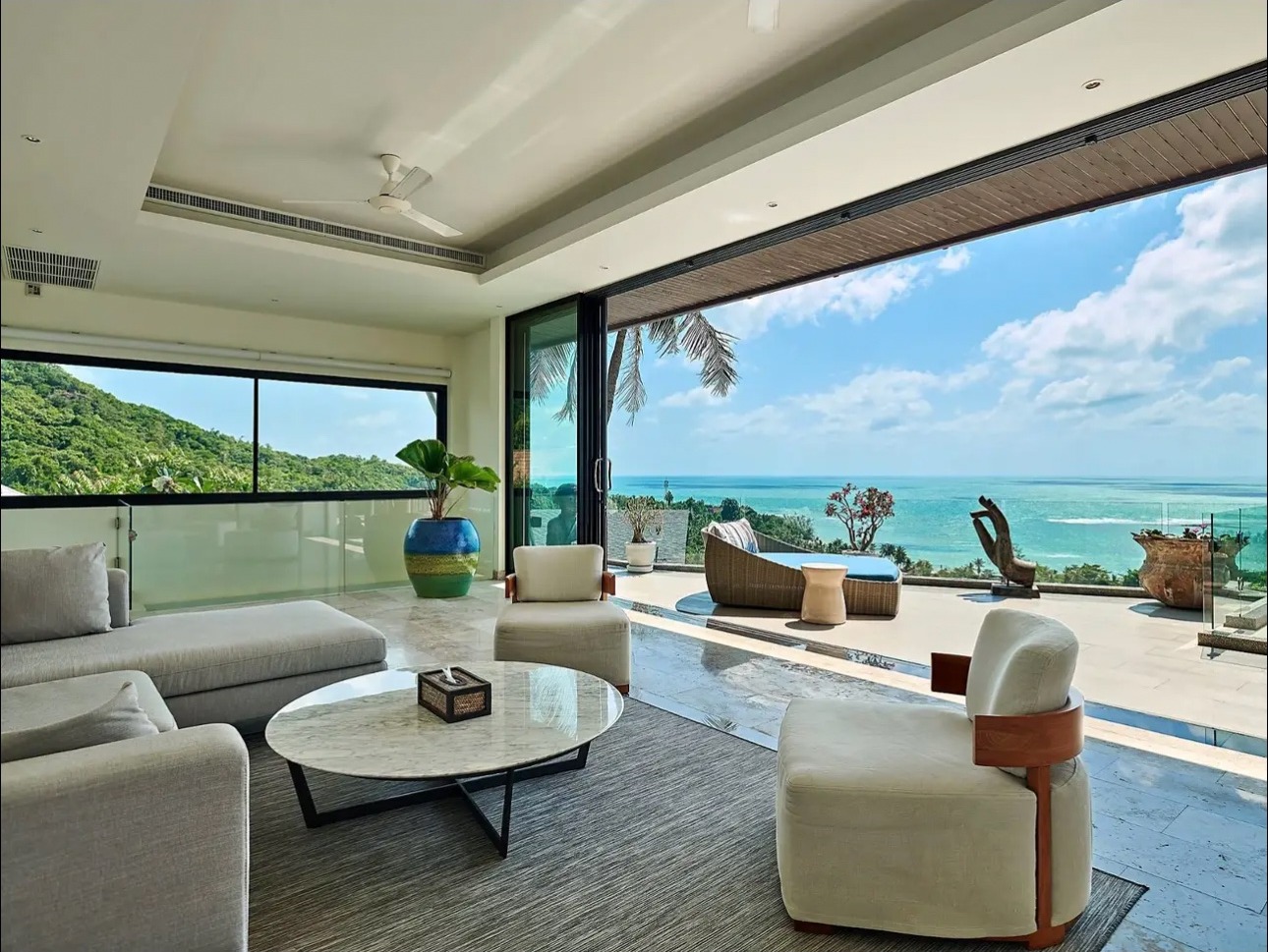 Ocean-view four-bedroom island villa in Thailand, exterior view